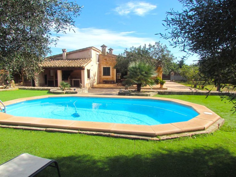 Spectacular Country Estate with Garden, Pool, Barbecue, and Parking in Santa Eugenia , Santa Eugènia, Baleares 2