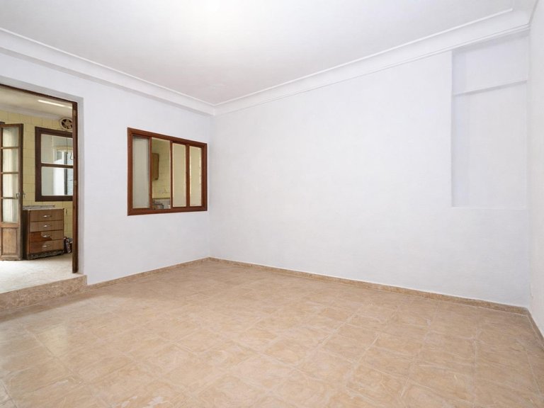 Great Investment Opportunity: House with Garden and 5 Bedrooms in the Heart of Inca , Inca, Baleares 10