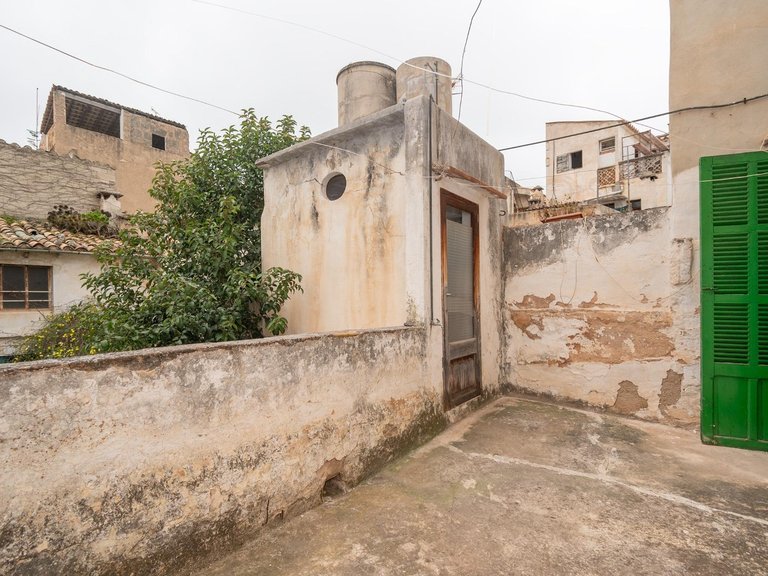 Great Investment Opportunity: House with Garden and 5 Bedrooms in the Heart of Inca , Inca, Baleares 22