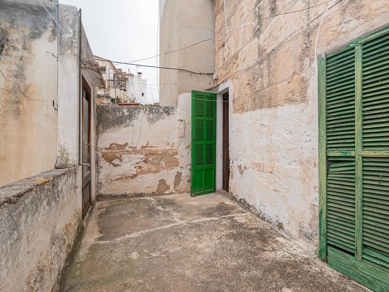 Great Investment Opportunity: House with Garden and 5 Bedrooms in the Heart of Inca , Inca, Baleares 23