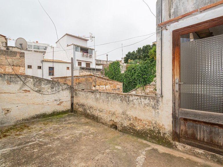 Great Investment Opportunity: House with Garden and 5 Bedrooms in the Heart of Inca , Inca, Baleares 24