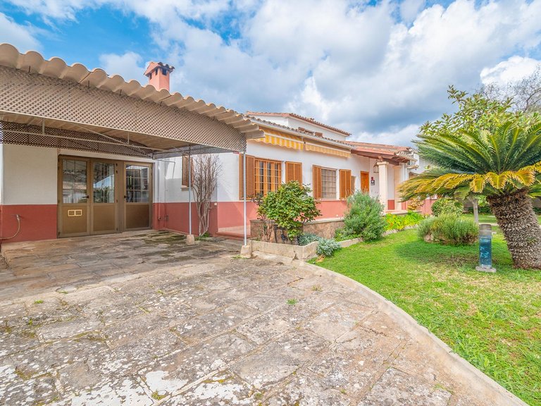 Investment Opportunity in Palmanyola: Villa with Great Potential for Renovation , Bunyola, Baleares 3