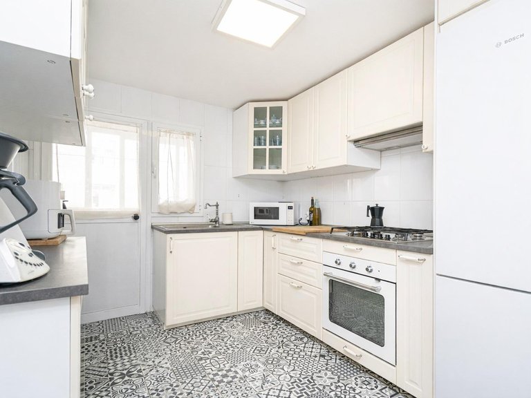 Opportunity in Can Capes: Ready to move in with parking and double storage room , Palma de Mallorca, Baleares 4