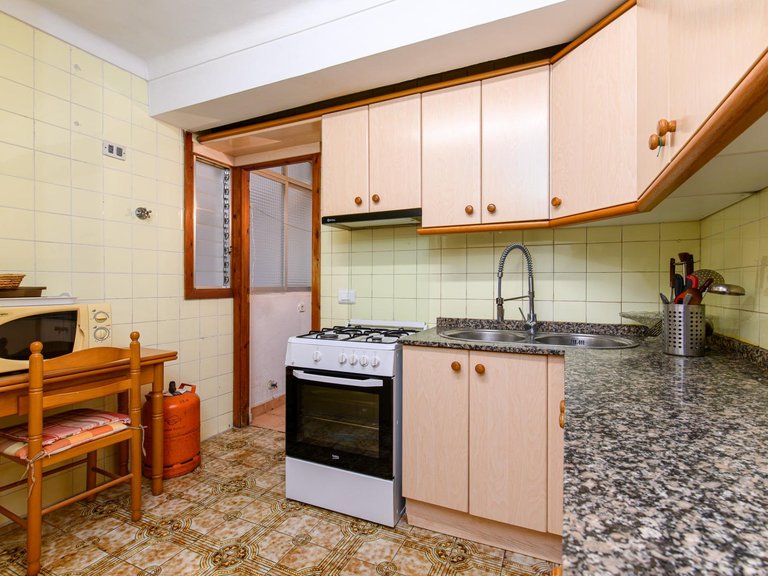 3-bedroom flat with potential for renovation near S'Ercorxador , Palma de Mallorca, Baleares 6