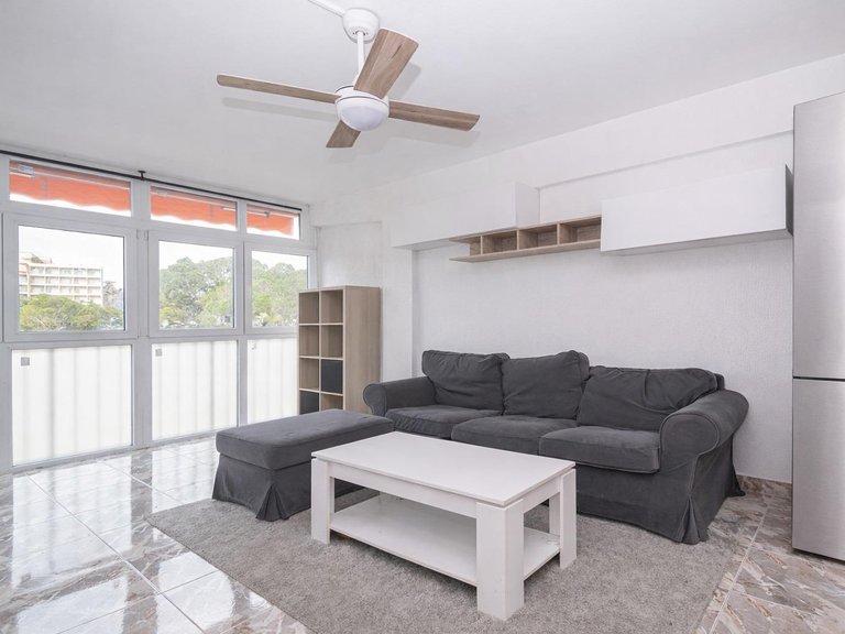 2-bedroom flat 200 metres from the beach with parking , Calvià, Baleares 1