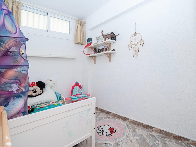 2-bedroom flat 200 metres from the beach with parking , Calvià, Baleares 13