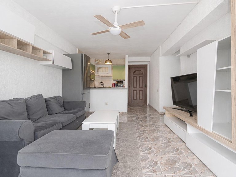 2-bedroom flat 200 metres from the beach with parking , Calvià, Baleares 7