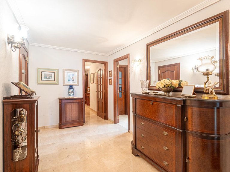 Spacious flat with sea views, terraces and parking in Cas Català , Calvià, Baleares 14
