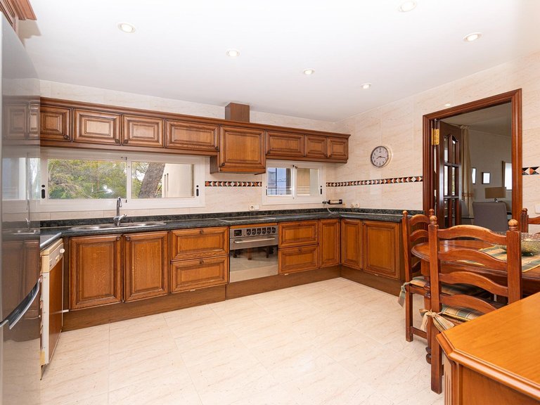Spacious flat with sea views, terraces and parking in Cas Català , Calvià, Baleares 16