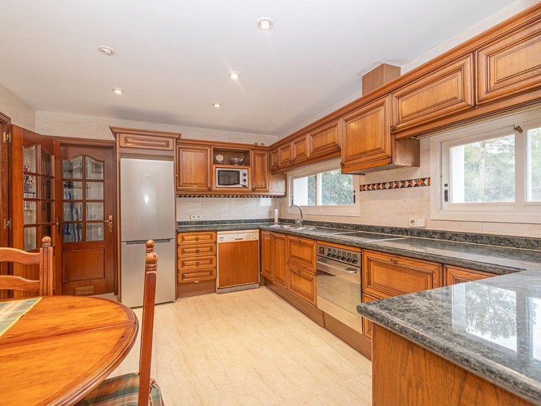 Spacious flat with sea views, terraces and parking in Cas Català , Calvià, Baleares 17