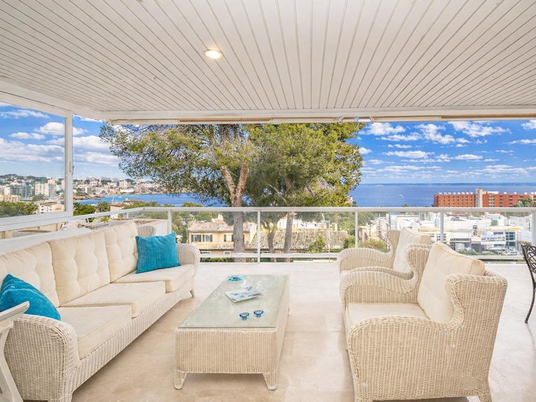 Spacious flat with sea views, terraces and parking in Cas Català , Calvià, Baleares 2