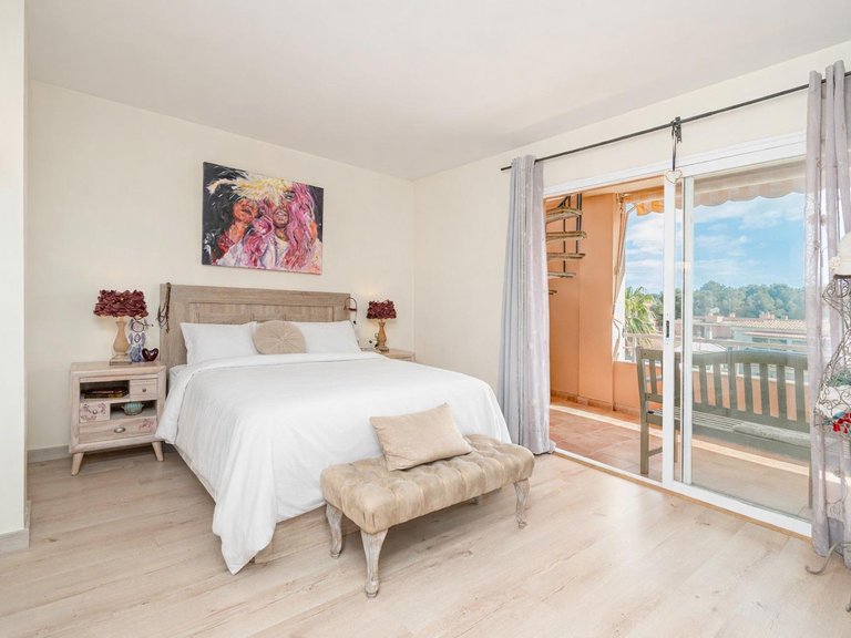Duplex penthouse with sun terrace in a residential complex with gardens and a swimming pool, just 5 minutes from the sea , Llucmajor, Baleares 15