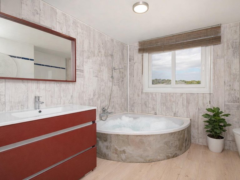 Duplex penthouse with sun terrace in a residential complex with gardens and a swimming pool, just 5 minutes from the sea , Llucmajor, Baleares 18