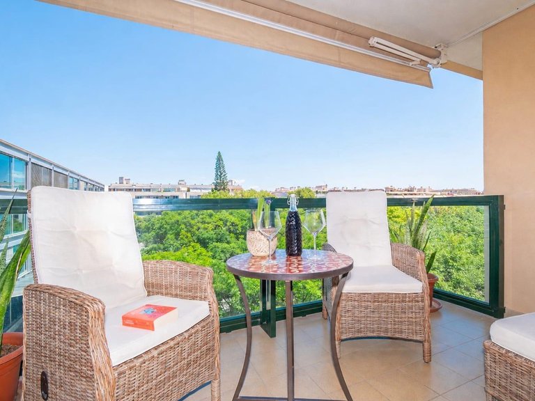 Fantastic 3-bedroom flat with a terrace, parking space, storage room and views of the park in Camp Redó , Palma de Mallorca, Baleares 1