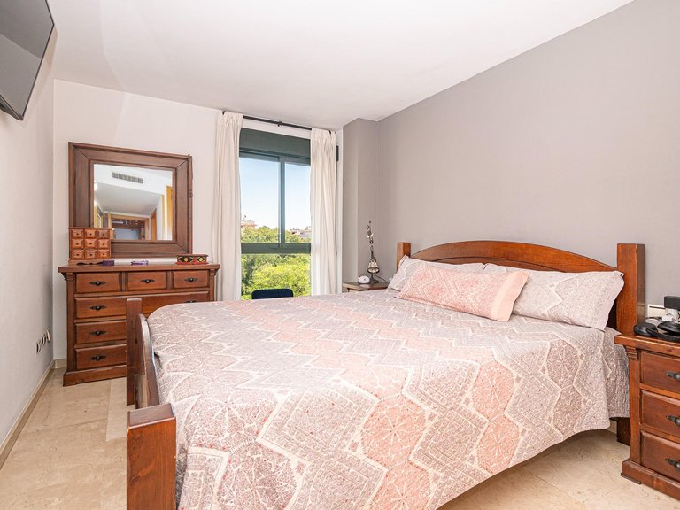 Fantastic 3-bedroom flat with a terrace, parking space, storage room and views of the park in Camp Redó , Palma de Mallorca, Baleares 13
