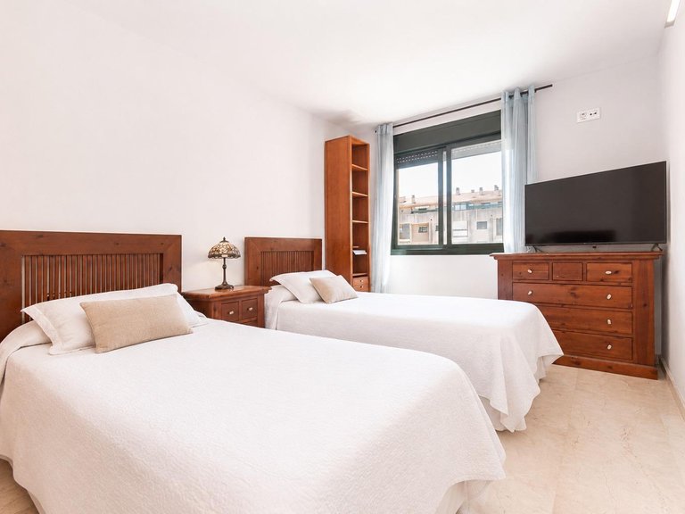 Fantastic 3-bedroom flat with a terrace, parking space, storage room and views of the park in Camp Redó , Palma de Mallorca, Baleares 18