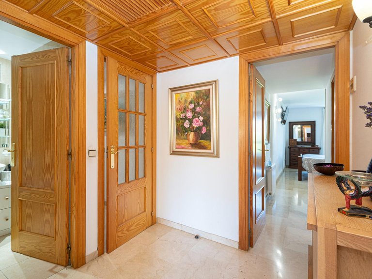 Fantastic 3-bedroom flat with a terrace, parking space, storage room and views of the park in Camp Redó , Palma de Mallorca, Baleares 21