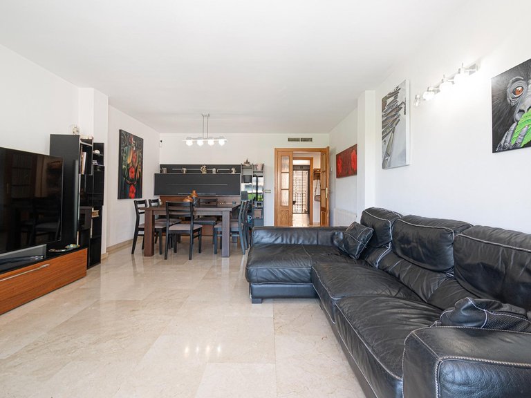 Fantastic 3-bedroom flat with a terrace, parking space, storage room and views of the park in Camp Redó , Palma de Mallorca, Baleares 5