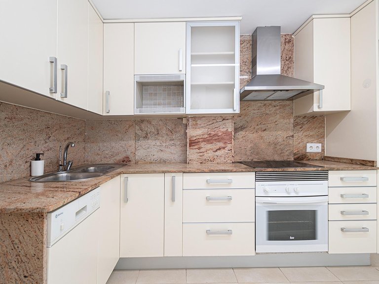 Spacious, bright flat just 3 minutes from the beach , Palma de Mallorca, Baleares 8