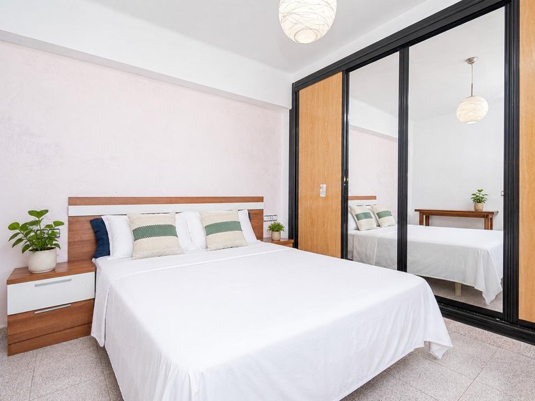 Bright 3-bedroom flat in good condition with a balcony , Palma de Mallorca, Baleares 12