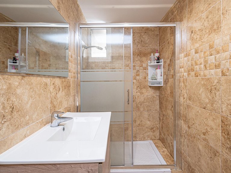 Bright 3-bedroom flat in good condition with a balcony , Palma de Mallorca, Baleares 18