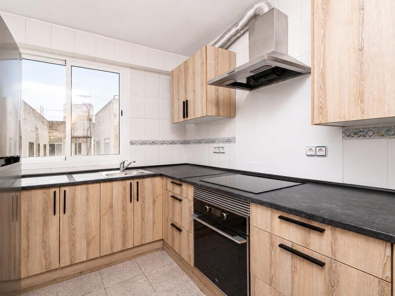 Bright 3-bedroom flat in good condition with a balcony , Palma de Mallorca, Baleares 8