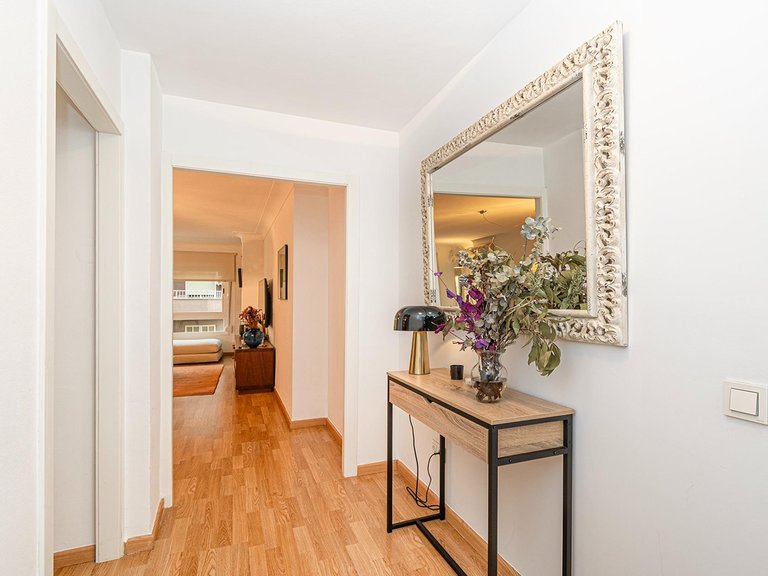 3-bedroom flat with balcony in Santa Catalina , Palma de Mallorca, Baleares 13