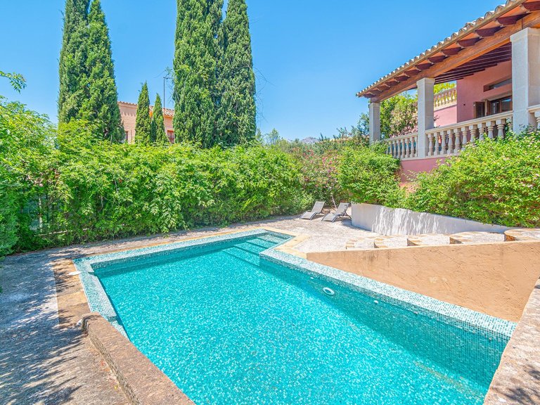 4-Bedroom Single-Story Villa with Private Pool and Mountain Views in Bunyola , Bunyola, Baleares 3