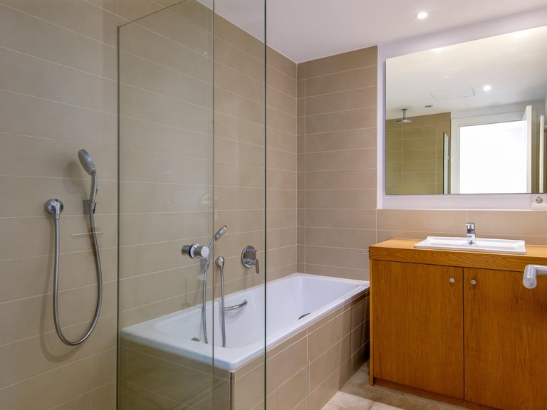 A stately 4-bedroom flat on a splendid street in the centre of Palma , Palma de Mallorca, Baleares 16