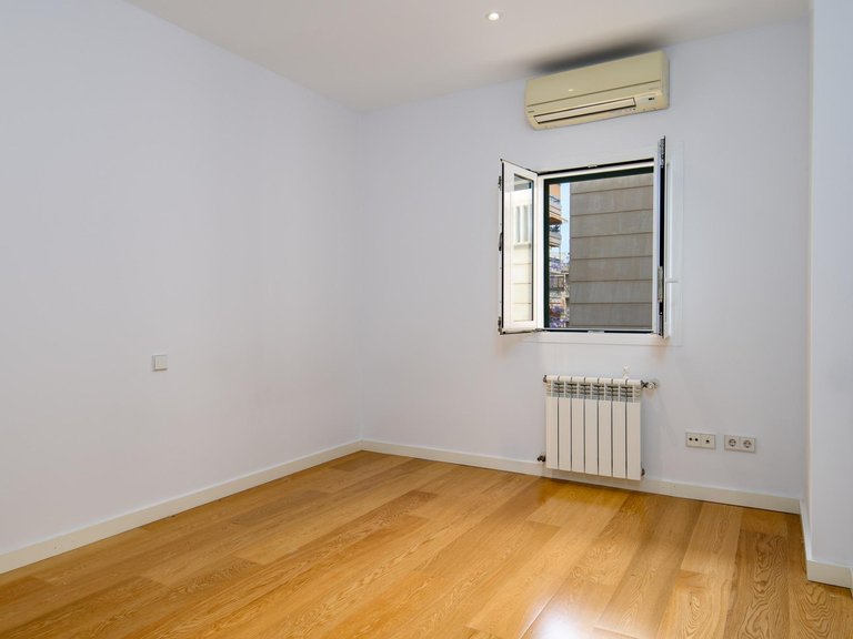 A stately 4-bedroom flat on a splendid street in the centre of Palma , Palma de Mallorca, Baleares 18
