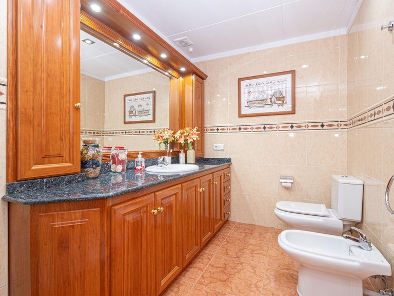 Spectacular detached house comprising two separate dwellings with great potential in Son Canals, Palma , Palma de Mallorca, Baleares 24