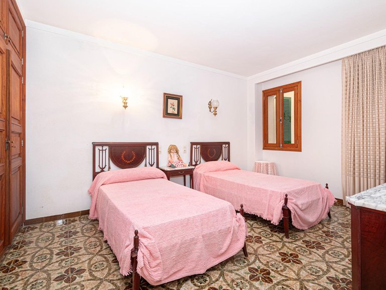Stunning traditional house with great potential for extension , Sa Pobla, Baleares 19