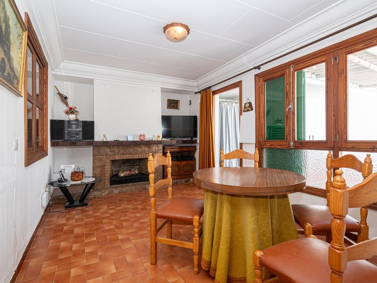 Stunning traditional house with great potential for extension , Sa Pobla, Baleares 26