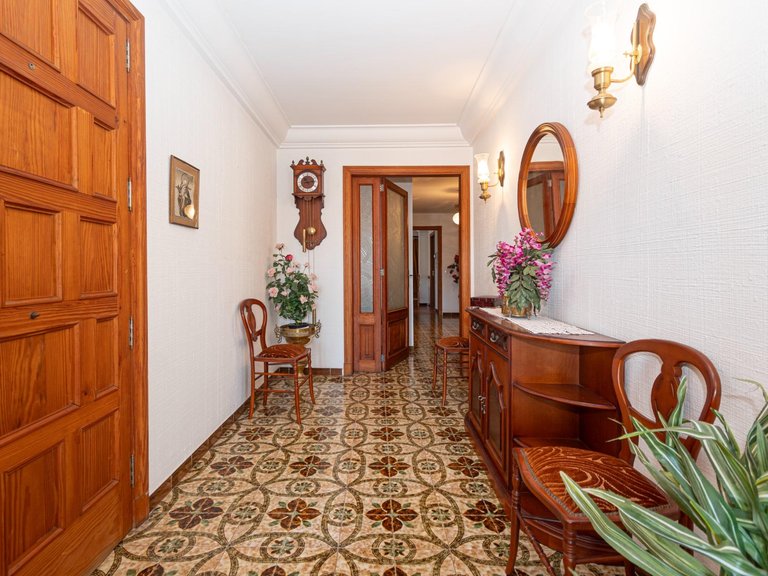 Stunning traditional house with great potential for extension , Sa Pobla, Baleares 9