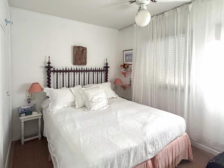 Exclusive penthouse available for short-term let with splendid sea views in La Bonanova. , Palma de Mallorca, Baleares 20