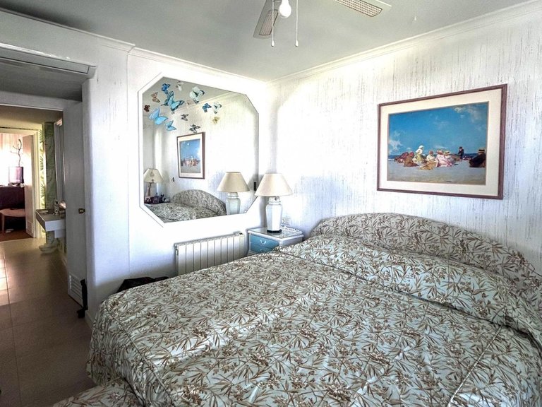 Exclusive penthouse available for short-term let with splendid sea views in La Bonanova. , Palma de Mallorca, Baleares 24
