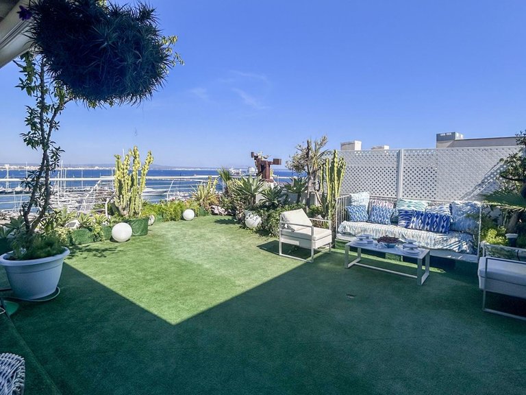 Exclusive penthouse available for short-term let with splendid sea views in La Bonanova. , Palma de Mallorca, Baleares 6