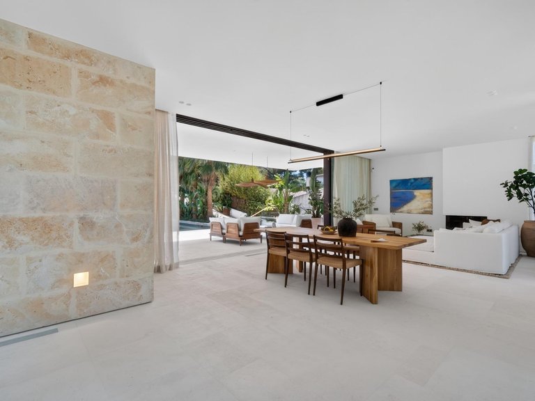 Contemporary New-Build Villa with Pool and Guest Apartment, Five Minutes' Walk from the Beach in Bendinat , Calvià, Baleares 14