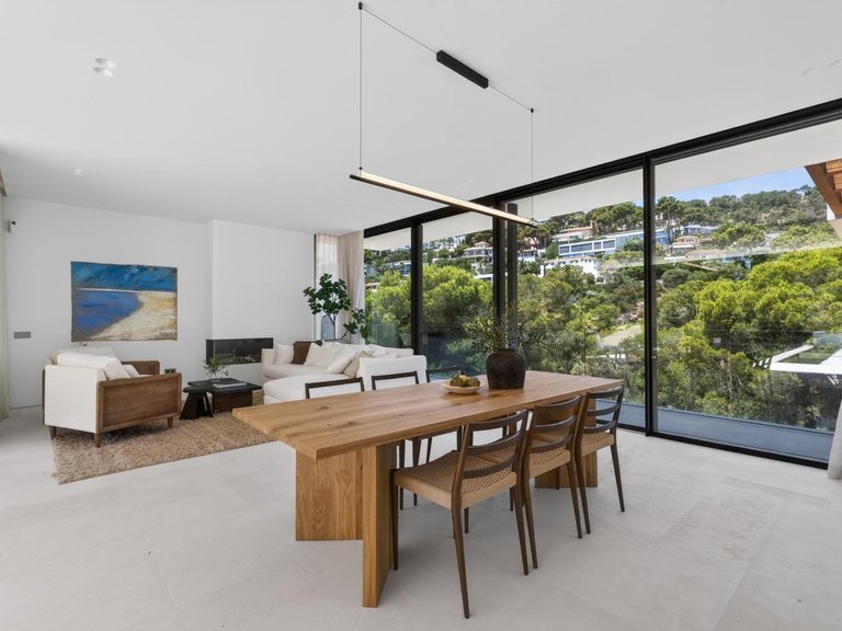 Contemporary New-Build Villa with Pool and Guest Apartment, Five Minutes' Walk from the Beach in Bendinat , Calvià, Baleares 15