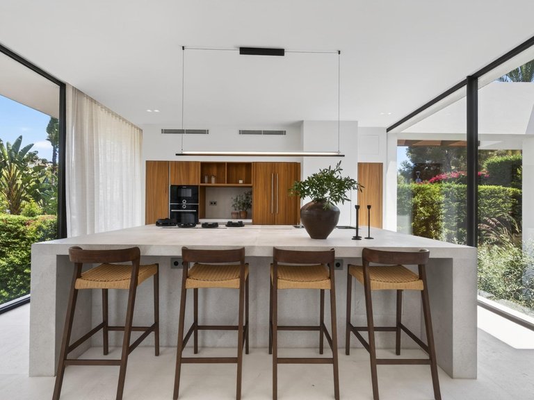 Contemporary New-Build Villa with Pool and Guest Apartment, Five Minutes' Walk from the Beach in Bendinat , Calvià, Baleares 19