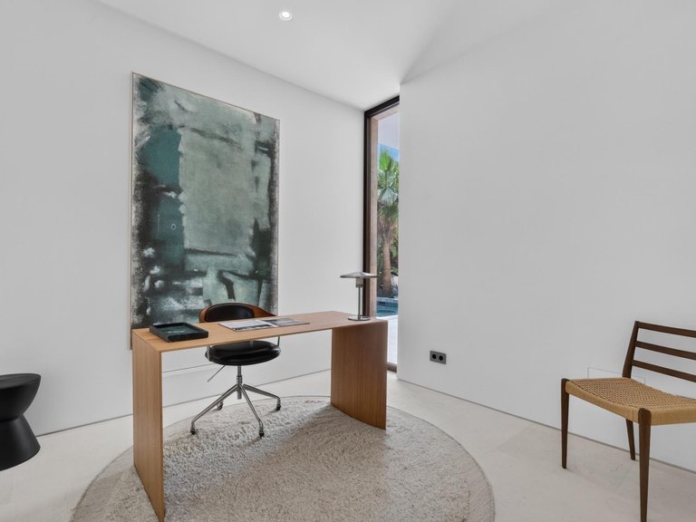 Contemporary New-Build Villa with Pool and Guest Apartment, Five Minutes' Walk from the Beach in Bendinat , Calvià, Baleares 25