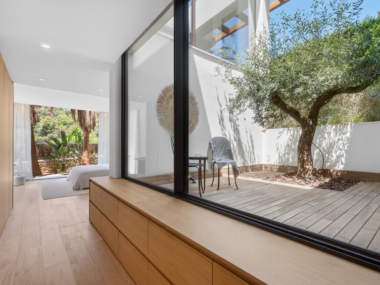 Contemporary New-Build Villa with Pool and Guest Apartment, Five Minutes' Walk from the Beach in Bendinat , Calvià, Baleares 28