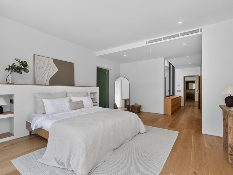 Contemporary New-Build Villa with Pool and Guest Apartment, Five Minutes' Walk from the Beach in Bendinat , Calvià, Baleares 30