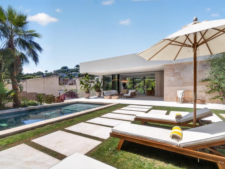 Contemporary New-Build Villa with Pool and Guest Apartment, Five Minutes' Walk from the Beach in Bendinat , Calvià, Baleares 6