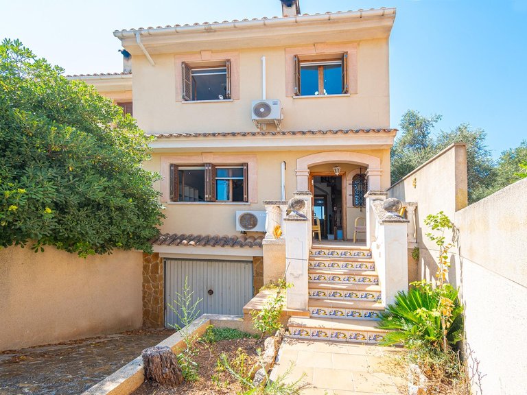 Four-bedroom semi-detached house with garden, terrace and triple garage in Son Sardina, Palma , Palma de Mallorca, Baleares 4