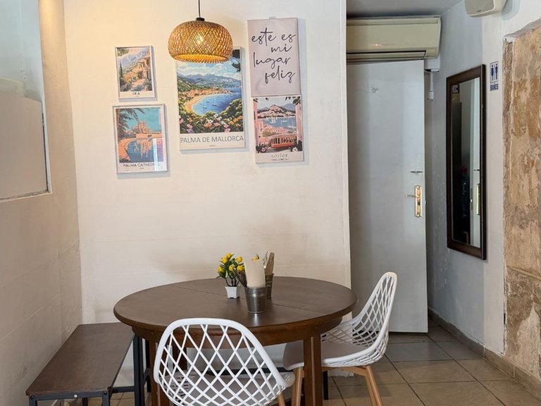 Established restaurant for Business Transfer on a Prime Corner with Avenida Argentina, Central Palma — €95,000 , Palma de Mallorca, Baleares 8