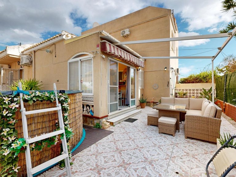 Town House for Sale in San Miguel De Salinas, Alicante 2