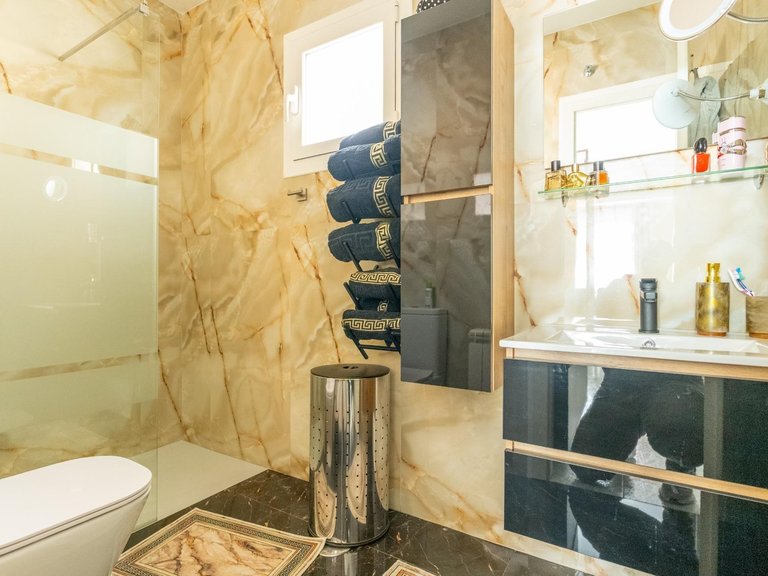 Villa for Sale in Costa Blanca Torrevieja, Alicante 15