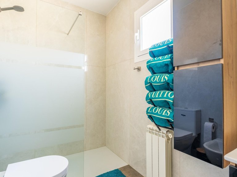 Villa for Sale in Costa Blanca Torrevieja, Alicante 18