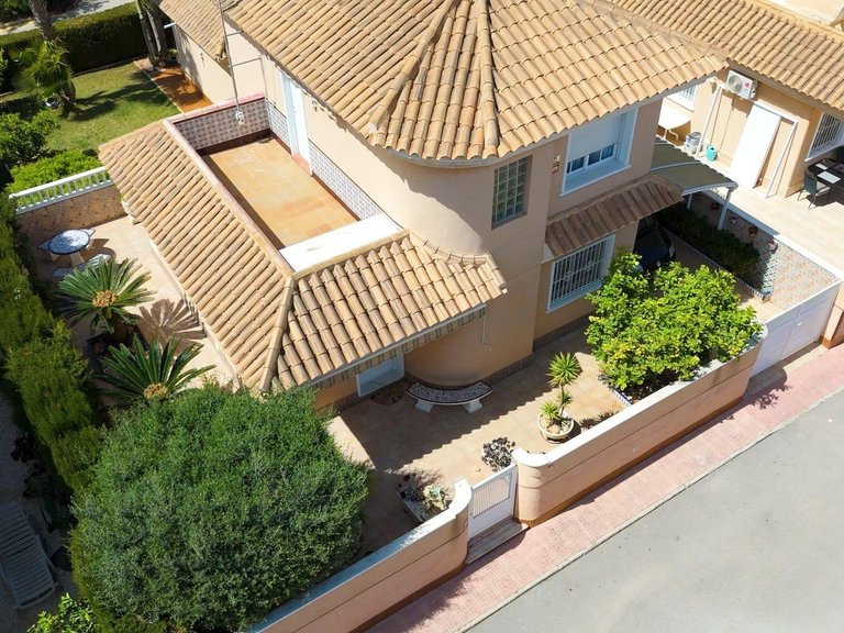 Villa for Sale in Costa Blanca Torrevieja, Alicante 32